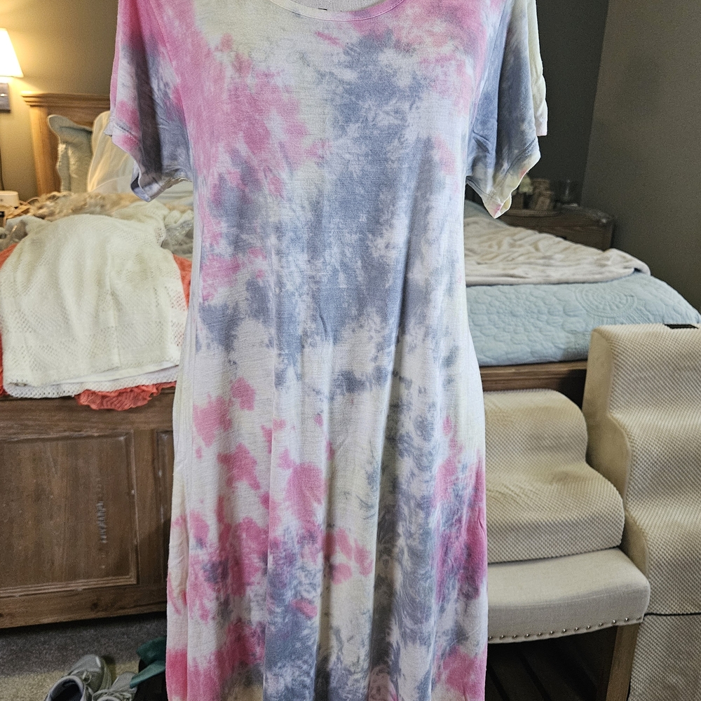 Kiwi Pink Tie-Dye Lounge Dress Or Cover-up - Picture 2 of 6